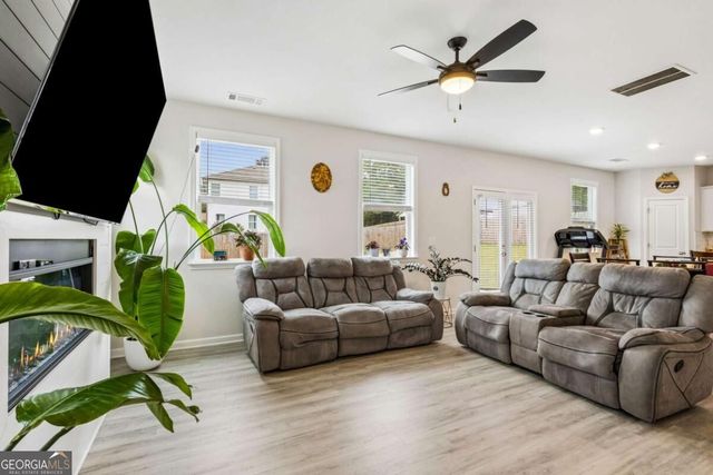 865 Lakeshore Drive, Winder, GA 30680