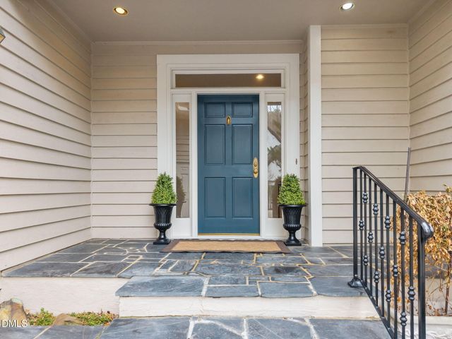 110 Linnaeus Place, Chapel Hill, NC 27514