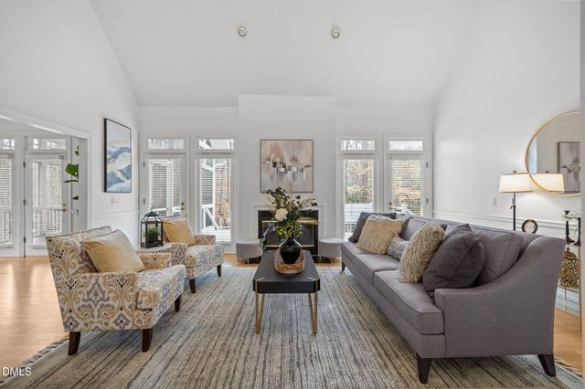 110 Linnaeus Place, Chapel Hill, NC 27514