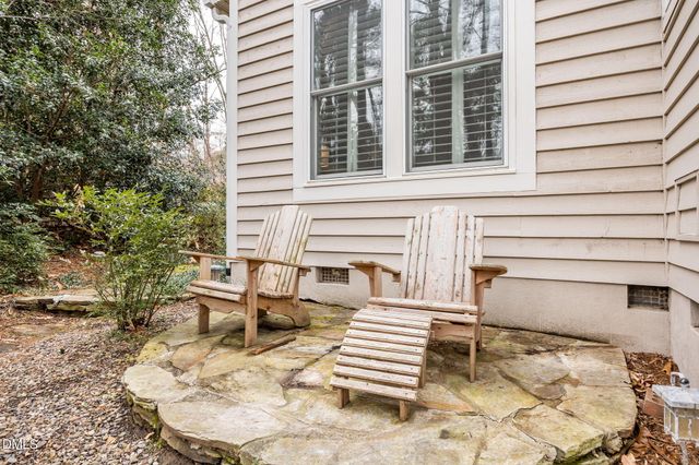 110 Linnaeus Place, Chapel Hill, NC 27514