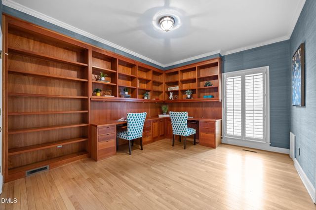 110 Linnaeus Place, Chapel Hill, NC 27514