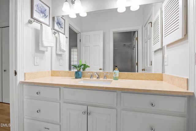 110 Linnaeus Place, Chapel Hill, NC 27514