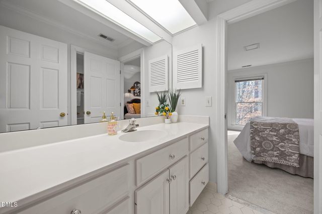 110 Linnaeus Place, Chapel Hill, NC 27514