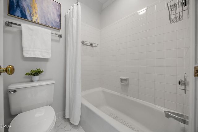 110 Linnaeus Place, Chapel Hill, NC 27514