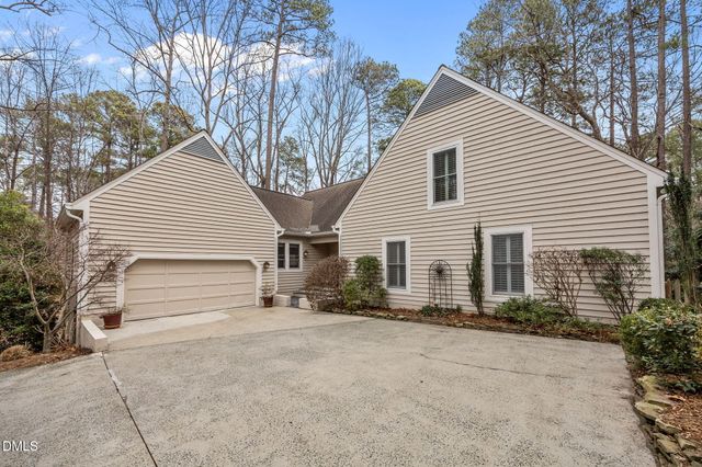 110 Linnaeus Place, Chapel Hill, NC 27514