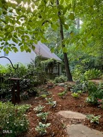 110 Linnaeus Place, Chapel Hill, NC 27514