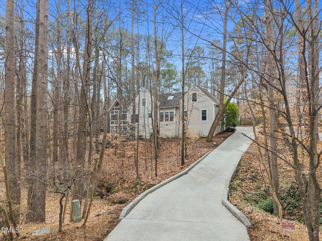 110 Linnaeus Place, Chapel Hill, NC 27514