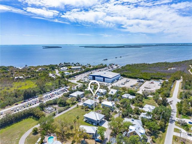 7655 Myrsine CIR, Bokeelia, FL 33922