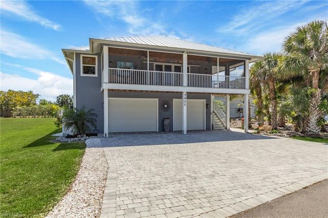 7655 Myrsine CIR, Bokeelia, FL 33922