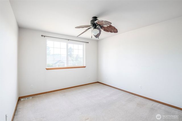 816 3rd Avenue NW, Puyallup, WA 98371