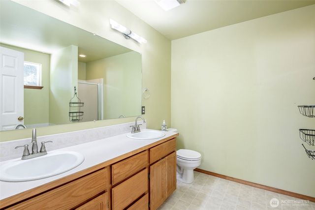 816 3rd Avenue NW, Puyallup, WA 98371