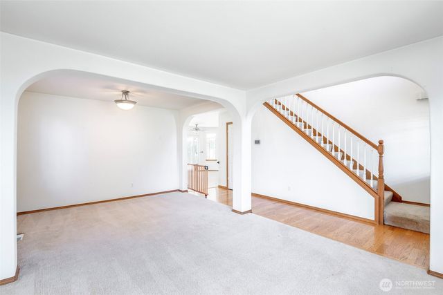816 3rd Avenue NW, Puyallup, WA 98371