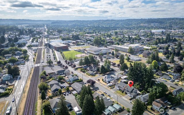 816 3rd Avenue NW, Puyallup, WA 98371