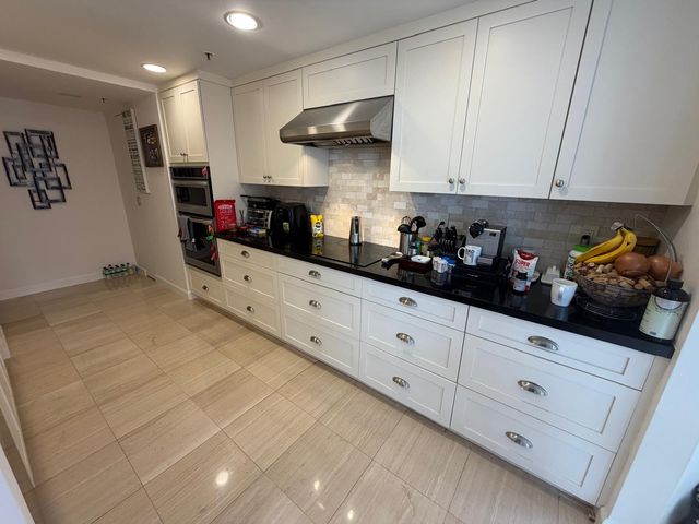 1581 Brickell Avenue 406, Miami, FL 33129