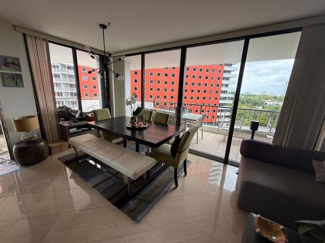 1581 Brickell Avenue 406, Miami, FL 33129