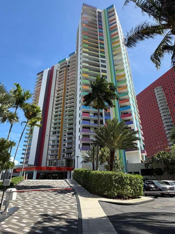 1581 Brickell Avenue 406, Miami, FL 33129