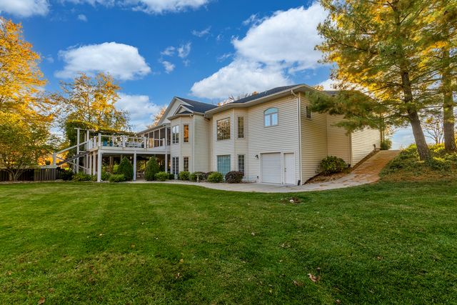 850 Stone Creek Drive, Makanda, IL 62958