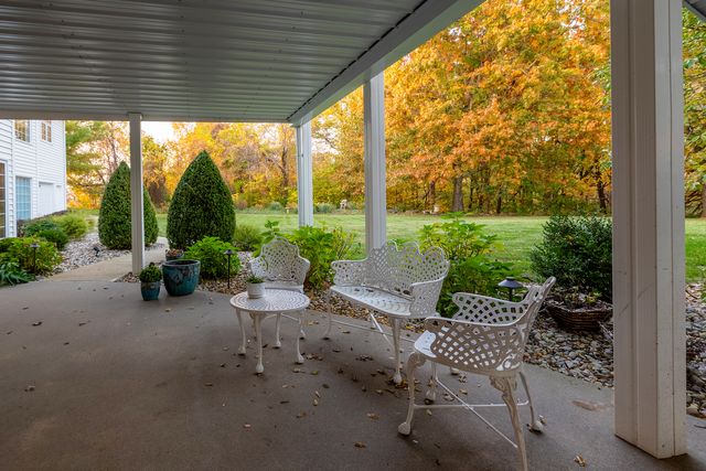 850 Stone Creek Drive, Makanda, IL 62958