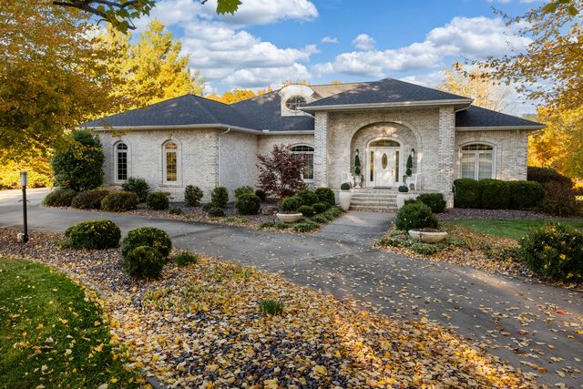 850 Stone Creek Drive, Makanda, IL 62958