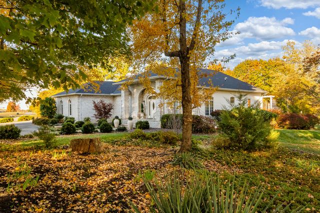 850 Stone Creek Drive, Makanda, IL 62958