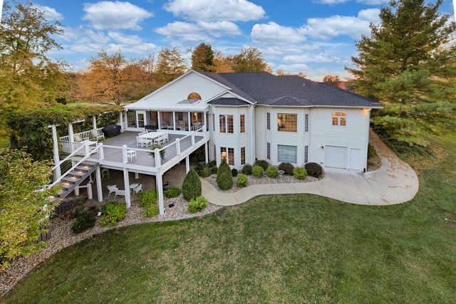 850 Stone Creek Drive, Makanda, IL 62958