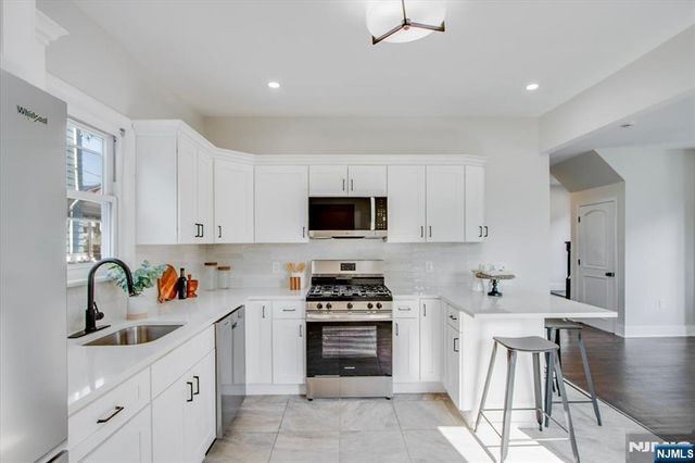 108 Hillside Terrace, Irvington, NJ 07111