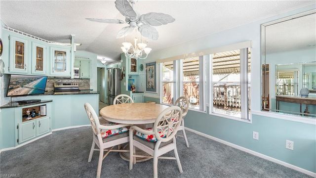 186 Panther Pass CIR 186, Naples, FL 34114