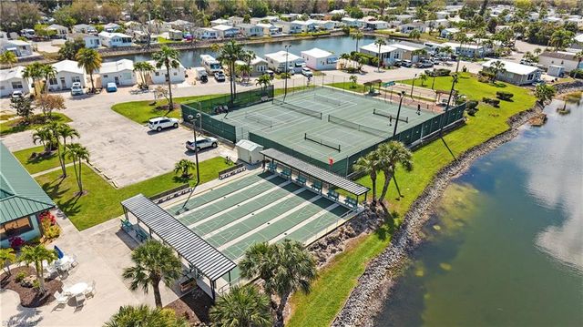 186 Panther Pass CIR 186, Naples, FL 34114