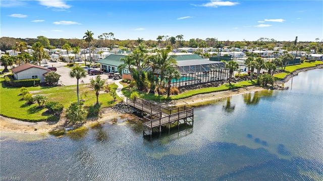 186 Panther Pass CIR 186, Naples, FL 34114