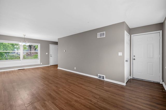 2083 Ormond Avenue, Columbus, OH 43224