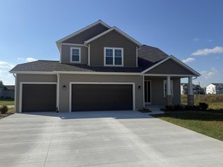 411 Ridgeview COURT, Lake Mills, WI 53551