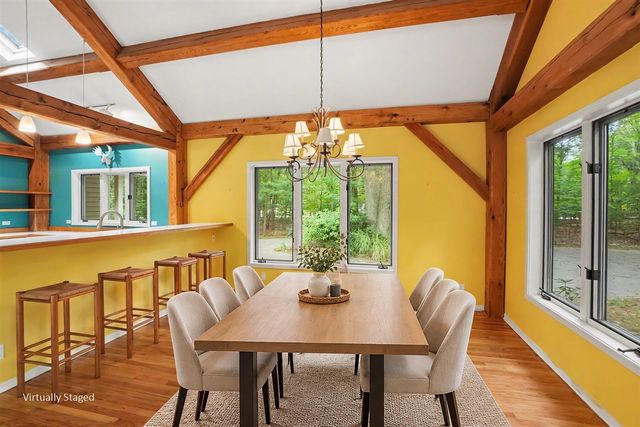1439 W Sternberg Road, Norton Shores, MI 49441
