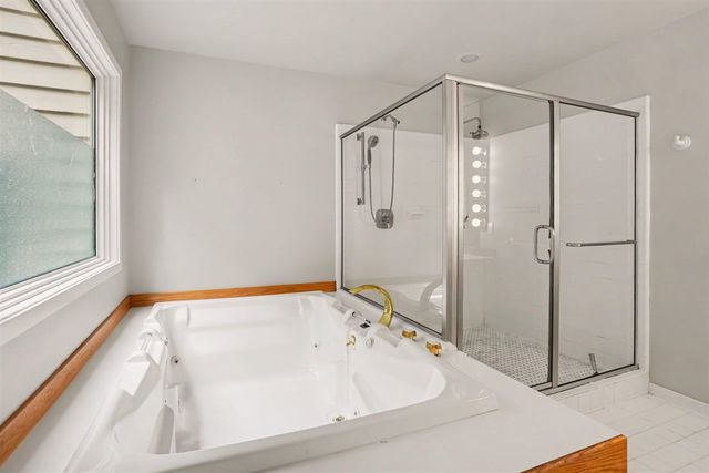 1439 W Sternberg Road, Norton Shores, MI 49441