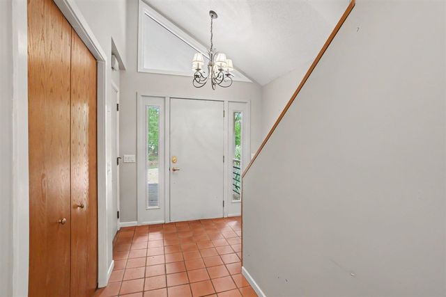 1439 W Sternberg Road, Norton Shores, MI 49441