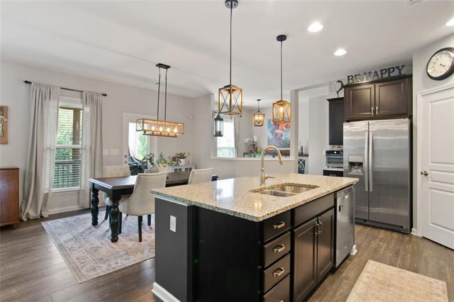324 Willow Walk, Canton, GA 30114