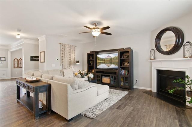324 Willow Walk, Canton, GA 30114