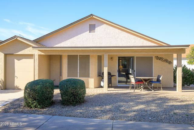 6541 S CYPRESS POINT Drive, Chandler, AZ 85249