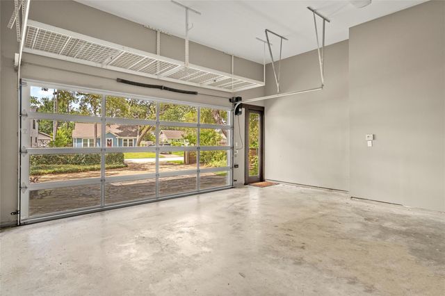 1090 Lamonte Lane, Houston, TX 77018