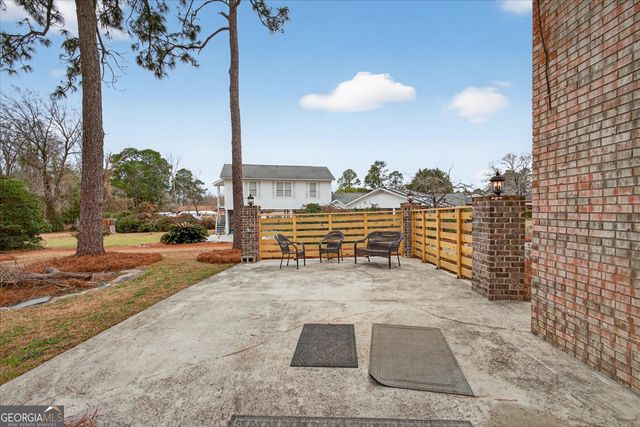 208 Bel Air Drive, Statesboro, GA 30461