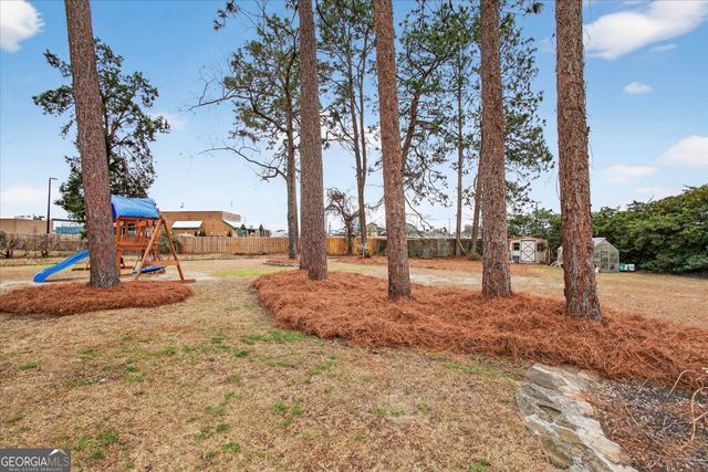 208 Bel Air Drive, Statesboro, GA 30461