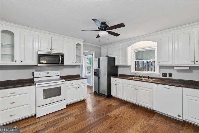 208 Bel Air Drive, Statesboro, GA 30461