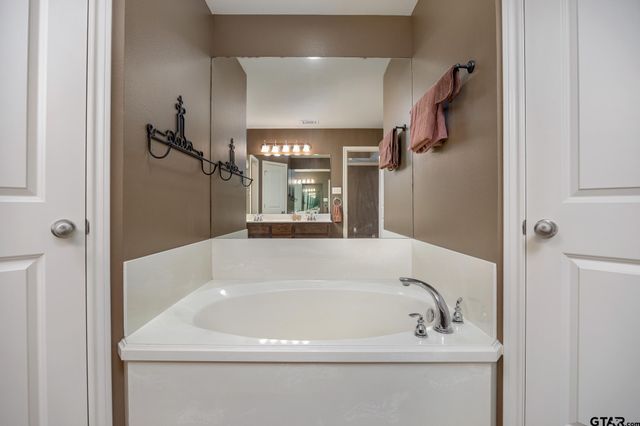 19078 Gaines Way Drive, Flint, TX 75762