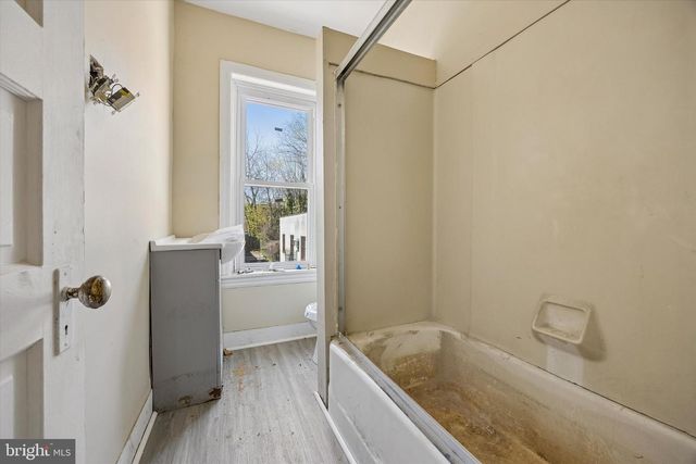 1144 UPLAND ST, Chester, PA 19013