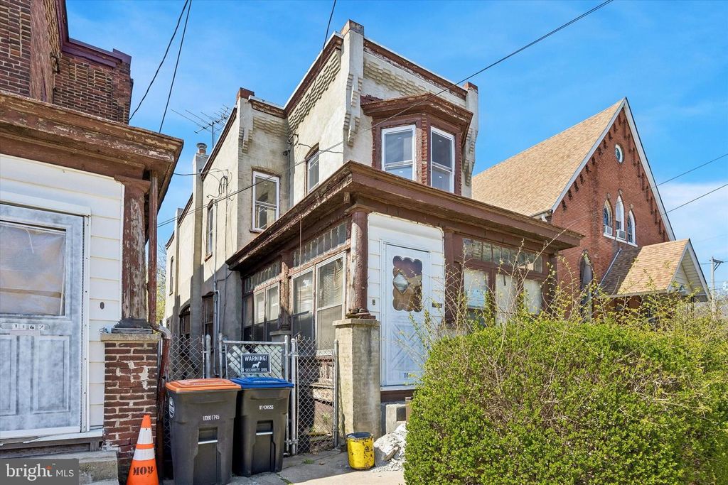 1144 UPLAND ST, Chester, PA 19013