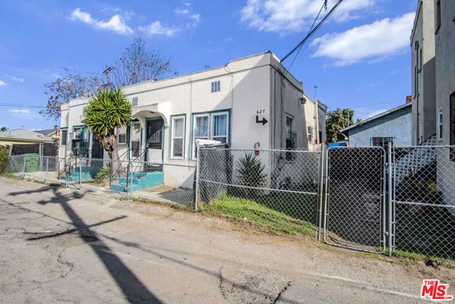 625 E 50th Street, Los Angeles, CA 90011