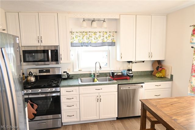94 N 5th Street, Rittman, OH 44270