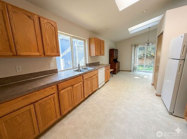 2404 Boulevard Heights Loop SE, Olympia, WA 98501