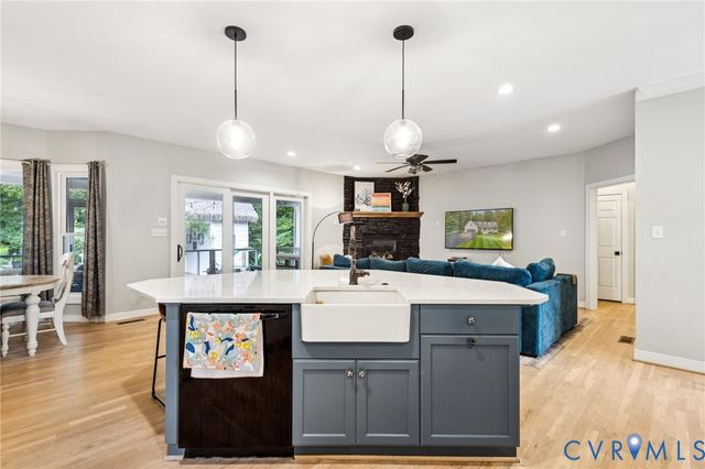 16361 Little River Dr, Beaverdam, VA 23015