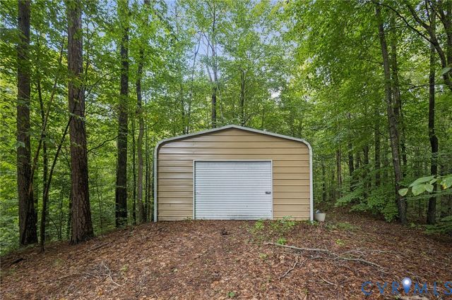 16361 Little River Dr, Beaverdam, VA 23015
