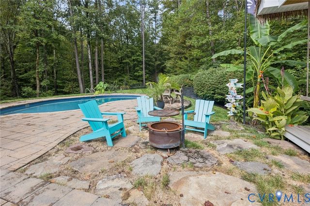 16361 Little River Dr, Beaverdam, VA 23015